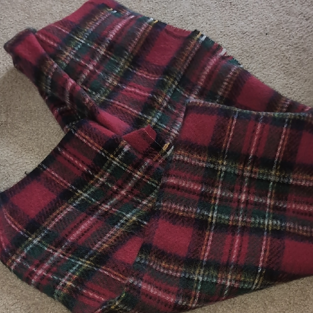 Plaid Wool Blanket Scarf - Red and Green